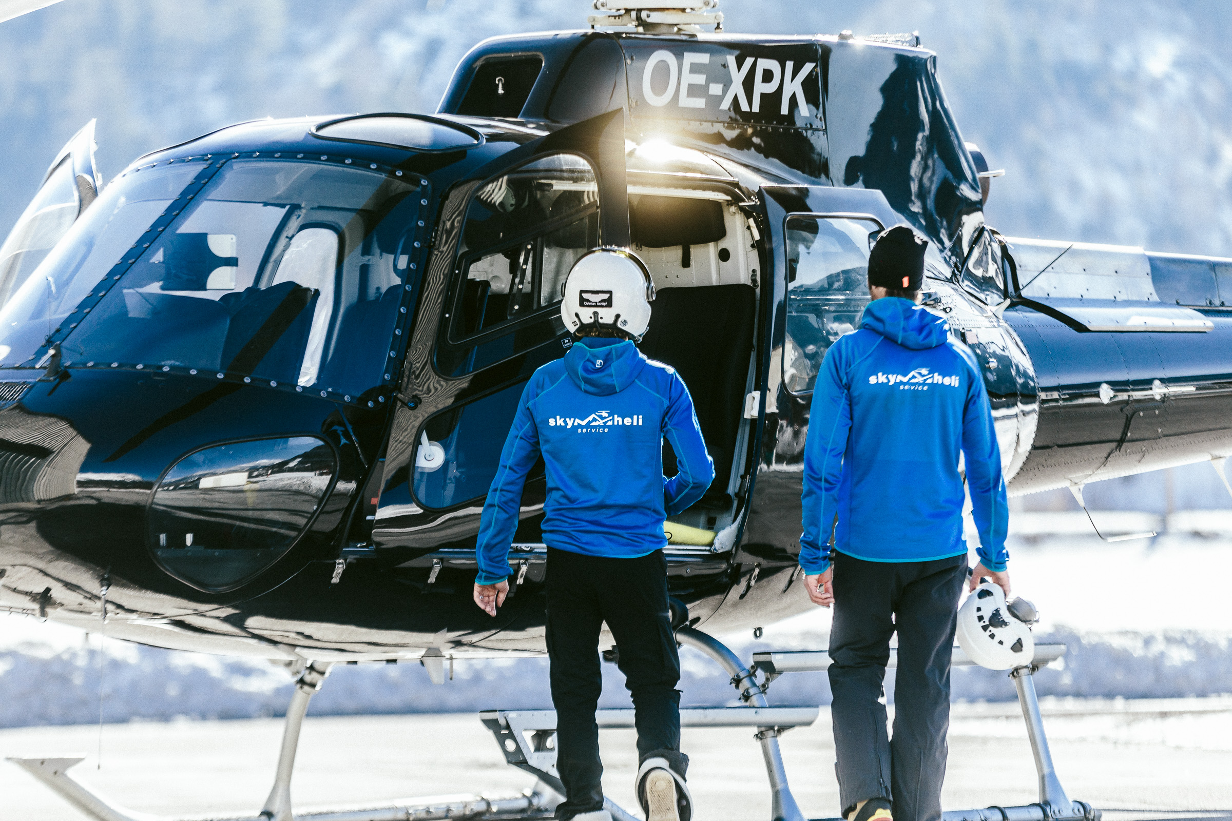 Peak heli service | Helikopter fliegen | Hubschrauber fliegen, PEAKHELISERVICE Crew 2