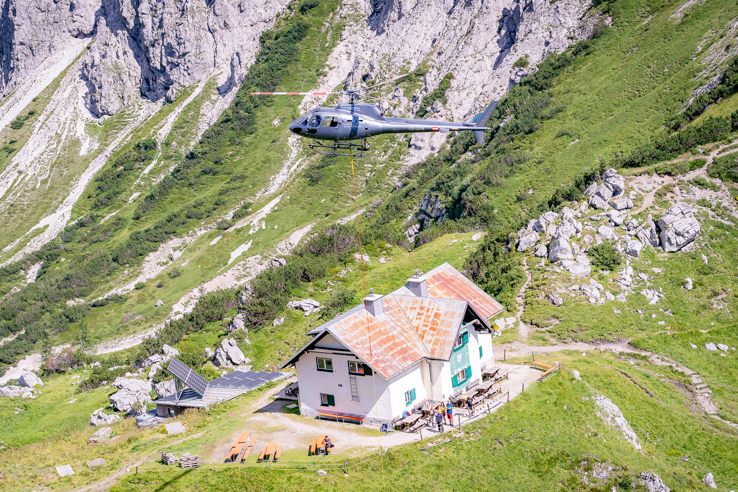 Peak heli service | Helikopter fliegen | Hubschrauber fliegen, PEAKHELISERVICE arbeitsflug berg