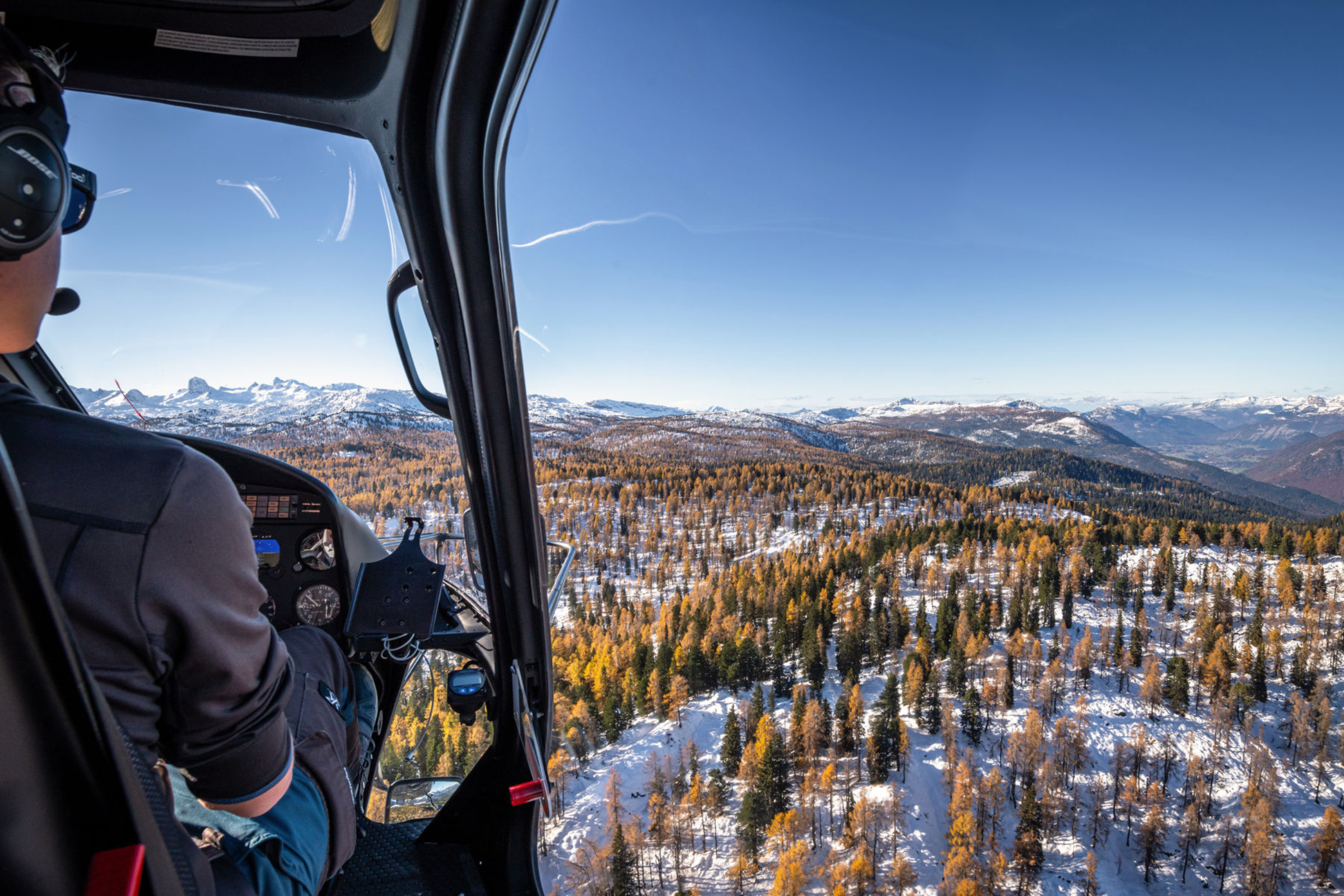 Peak heli service | Helikopter fliegen | Hubschrauber fliegen, PEAKHELISERVICE Blick_aus_Helikopter_2