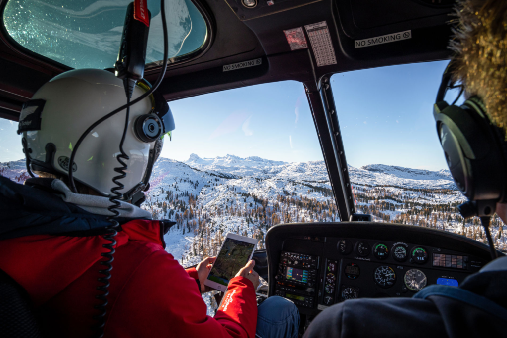 Peak heli service | Helikopter fliegen | Hubschrauber fliegen, PEAKHELISERVICE cockpit 3