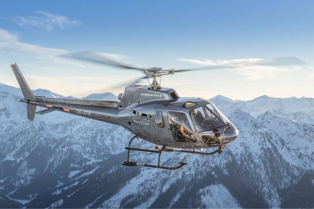Peak heli service | Helikopter fliegen | Hubschrauber fliegen, PEAKHELISERVICE vip shuttle